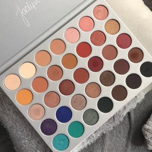 Morphe X Jaclyn Hill Palette
